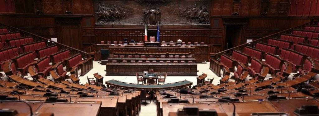 I fortunati del lockdown: parlamentari ed ex. In Abruzzo pagati 1,5 mln di vitalizi in quattro mesi. Vitalizi